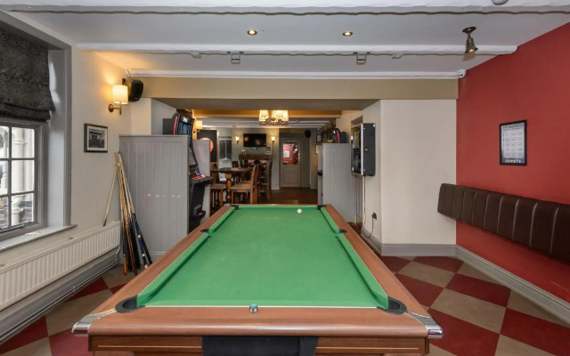 Balfour Arms