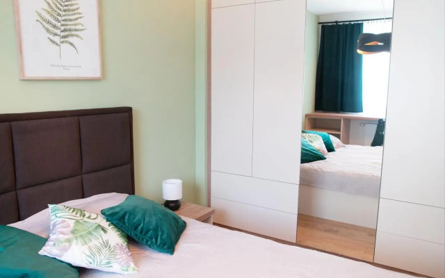 Apartament Zielony - Okrzei (Garaż, Targi)