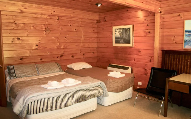 Walnut Grove Lodge