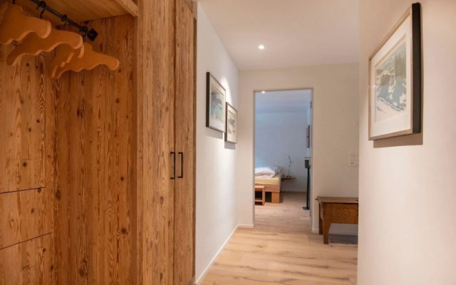 Grace Sch Nried in Sch Nried