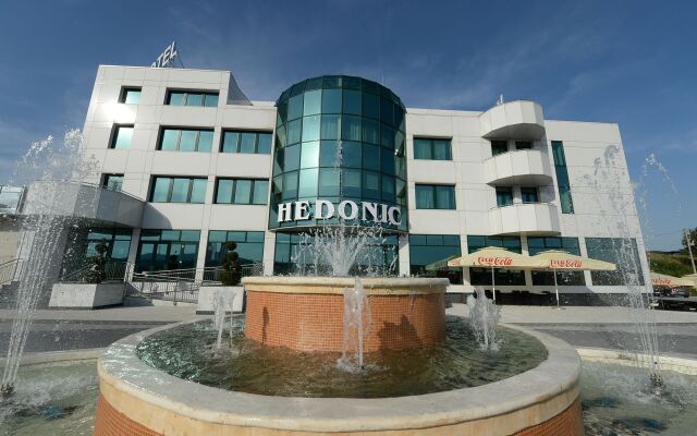 Hotel Hedonic