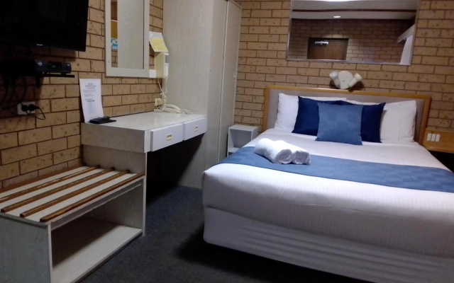 Country Home Motor Inn – Guest Rooms – Shepparton