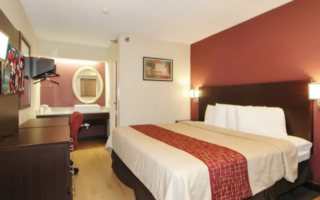 Red Roof Inn PLUS+ Chicago - Hoffman Estates