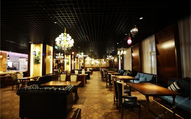 Rezen Hotel Wanda Plaza Tianwei Art Hotel