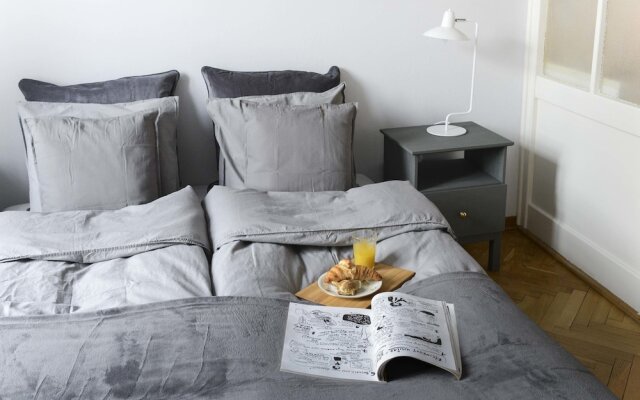 Designers Apartment In The Old Town