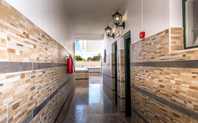 Chandris Apartments