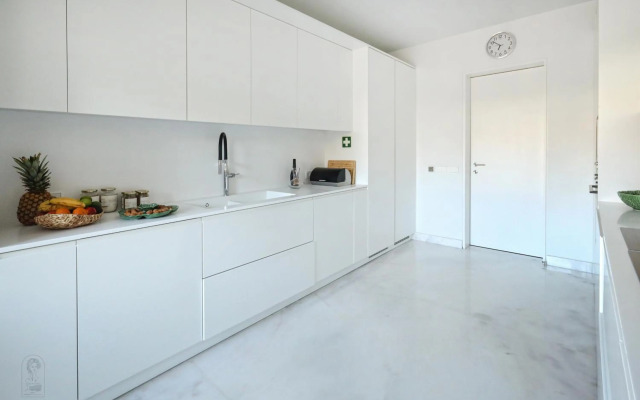 Santa Joana Residence with Garden and heated pool