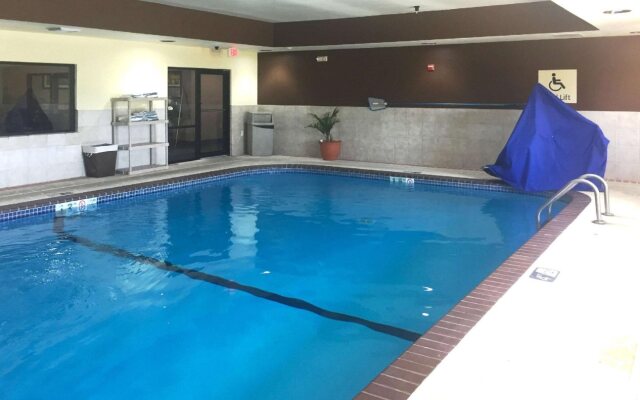Grain Valley Inn - Kansas City