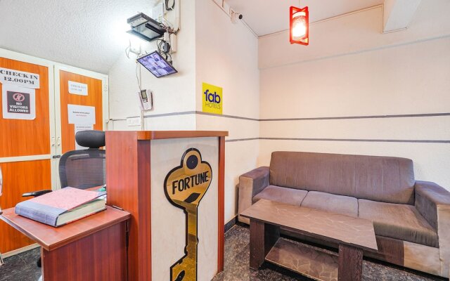 Fabhotel Emirates Inn