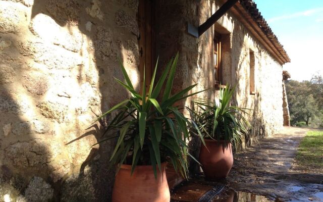 Apartamentos Rurales La Macera ****