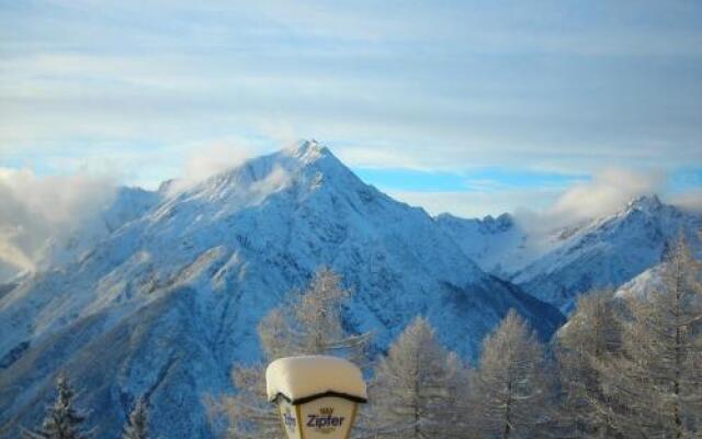 Skihütte Zams Tirol Österreich