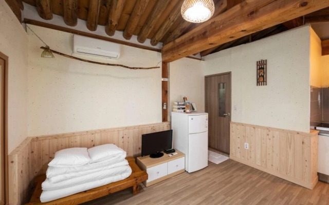 Danyang Haru Hanok Pension