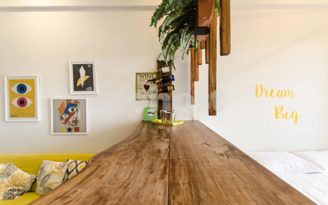 Pequeño estudio moderno en el nuevo centro de Asunción MA001