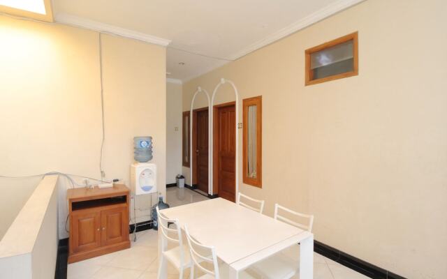 Airy Syariah Manahan Bangau Enam 8 Solo