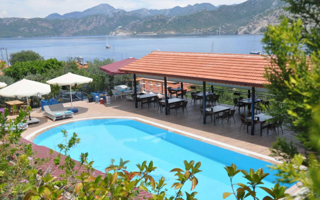 Lacivert Boutique Hotel