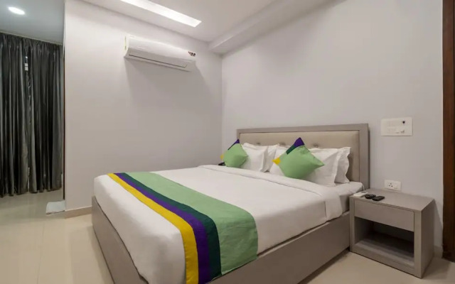 Treebo La Mirage Suite