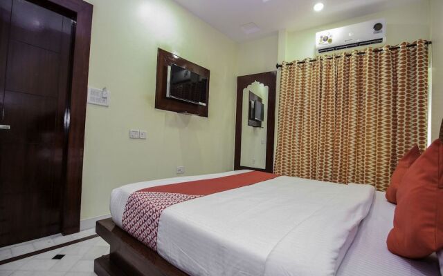 OYO 16854 Hotel Alba Inn