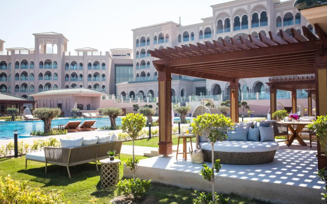 Royal Saray Resort