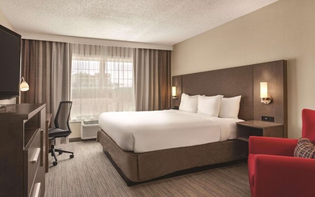 Country Inn & Suites By Carlson, Buffalo, MN