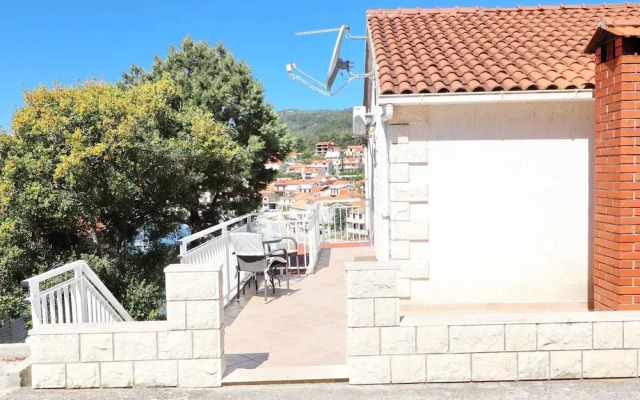 Apartments Peselj-studio Apartment With Balcony and Sea View