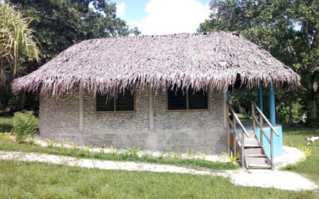 Lonnoc Beach Lodge