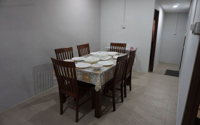 Sakura Bandar Semariang Guest House