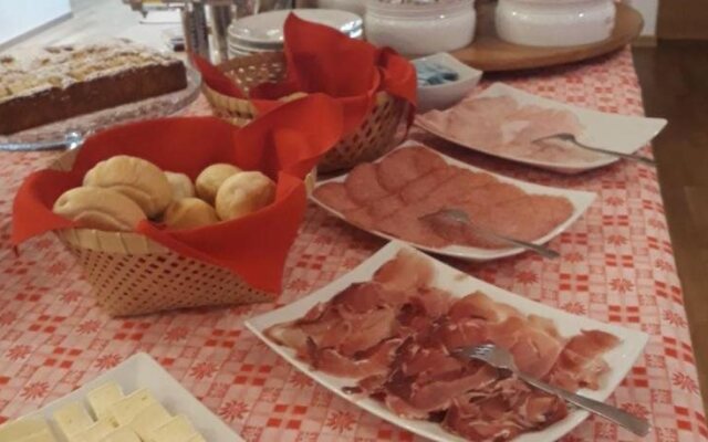 LacromaBio - Hotel & Apartments