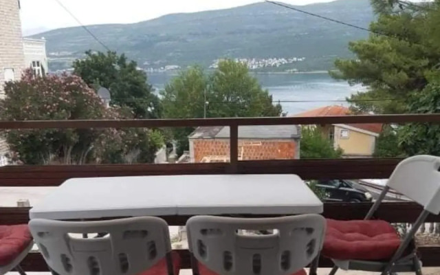 Apartments Boris Donji Karin