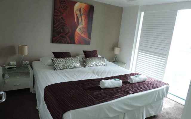 Emerald Sands Boutique Apartments