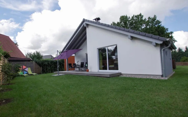 Amselgrun Modern Retreat