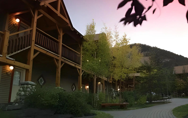 Buffalo Mountain Lodge