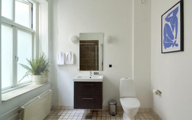 102m Apt. Heart of Copenhagen, 100m to the Metro