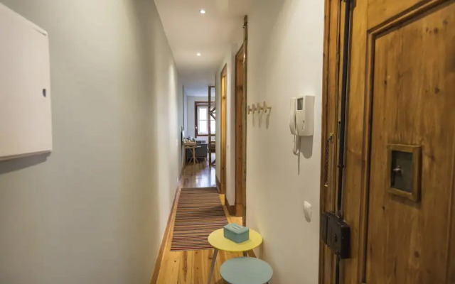 Rustic Flat at Lisbon's Heart