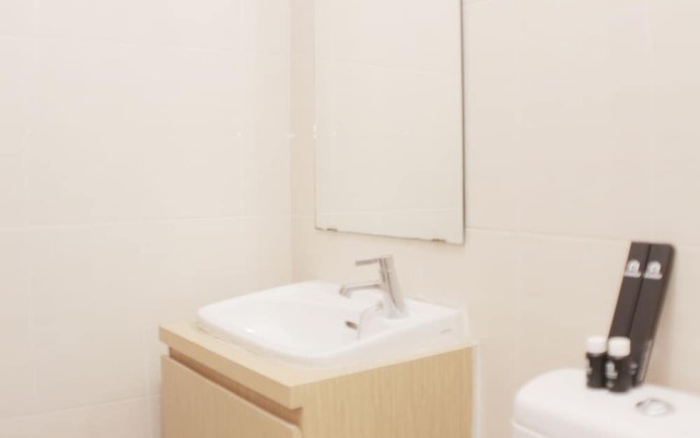 Cozy And Nice Studio At Oasis Cikarang Apartment