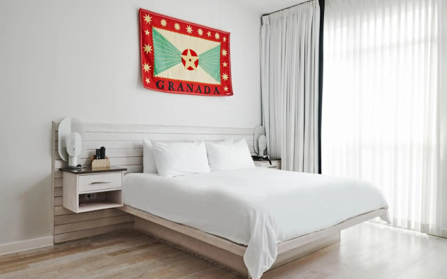 Bungalow Hotel
