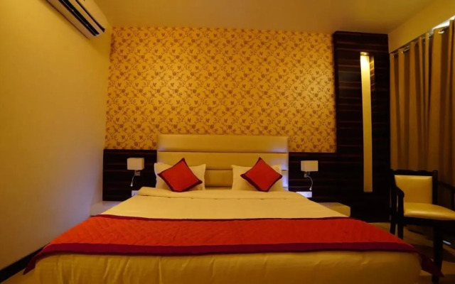 Love Kush Hotel