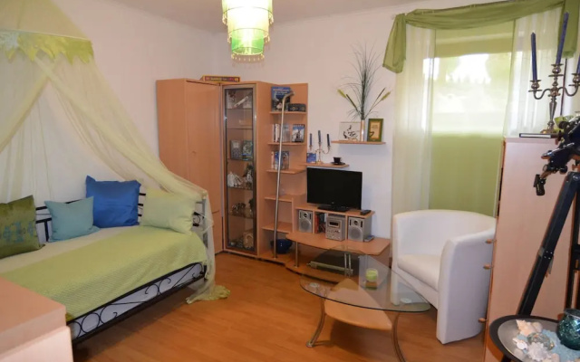 Quaint Apartment in Zeil am Main With Terrace