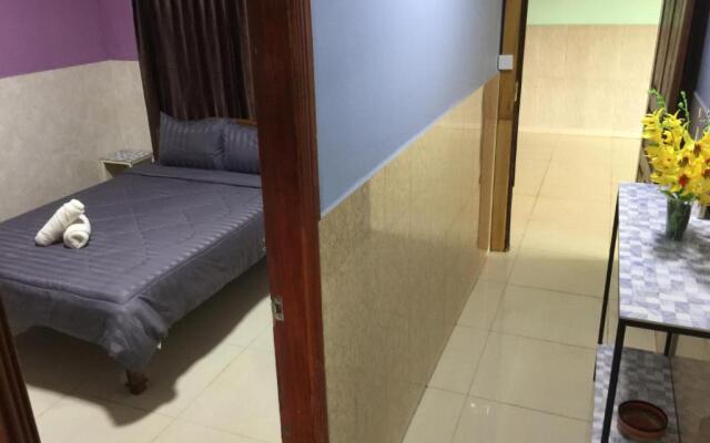 Route 76 Guest House