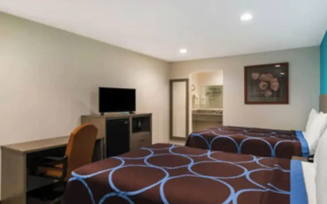 Super 8 By Wyndham Wichita Falls
