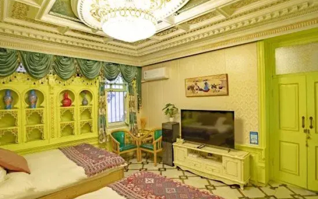 Juyuan Pavilion Homestay (Kashgar Ancient City Scenic Area Branch)