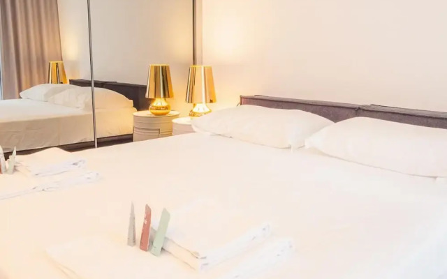 Garda Luxury Suite - Italian Homing
