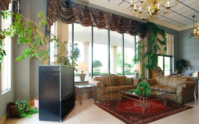Comfort Suites