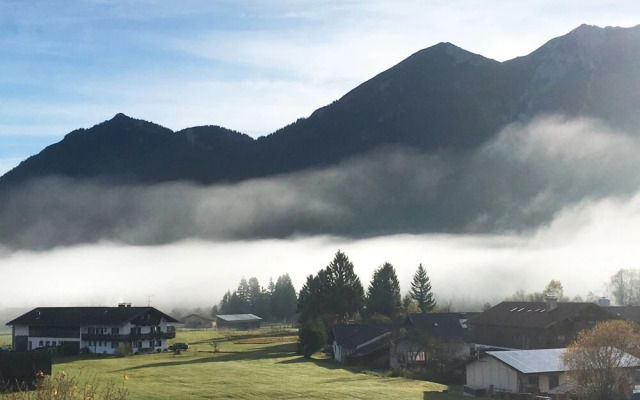 Fl Sserstrasse Wallgau