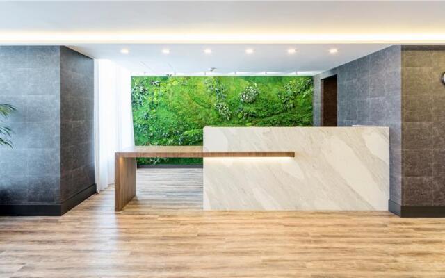 Hotel ILUNION Las Lomas