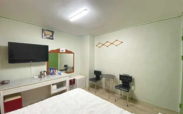 Jeonju Jinbukdong Jangmi