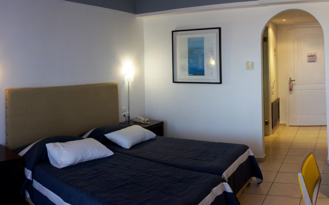 Louis Apostolata Resort and Spa