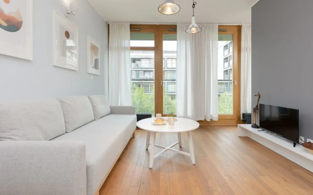 Kolejowa Studio Warsaw by Renters