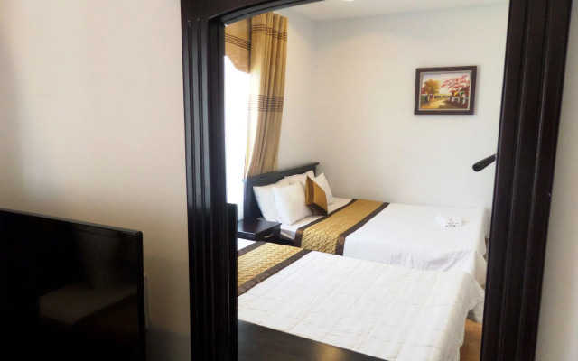Crown Hotel