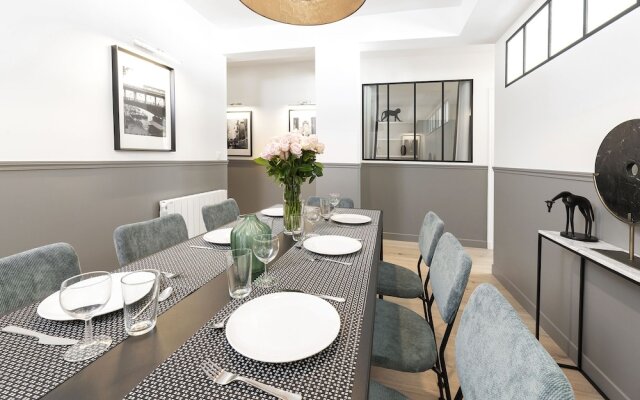 Luxury 3BDR Le Marais III by Livinparis