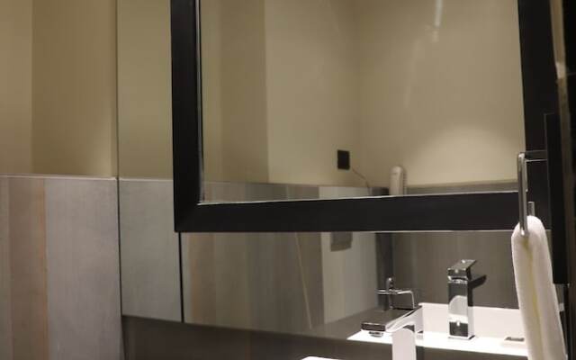 The Cruze Premium Boutique Hotel